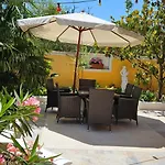 Holiday home Paradise-garden-zamardi *