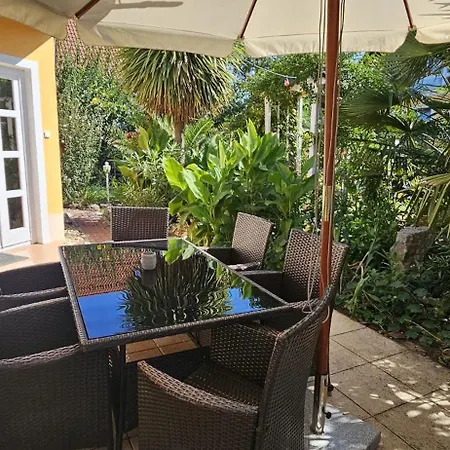 Paradise-garden-zamardi Holiday home